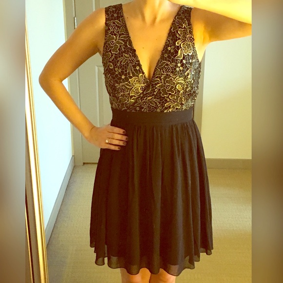 *NWT* Beautiful LBD