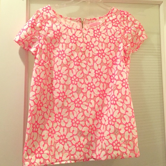 Hot pink and white lace Lilly Pulitzer top