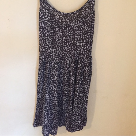ADORABLE Brandy Melville Floral Dress - Picture 1 of 2