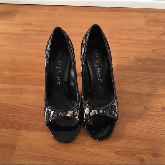 Open-toe lace heels