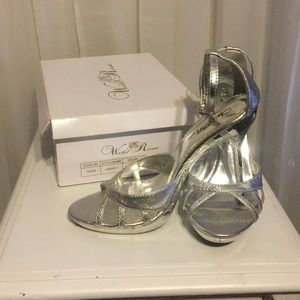 Sexy Sliver Heels