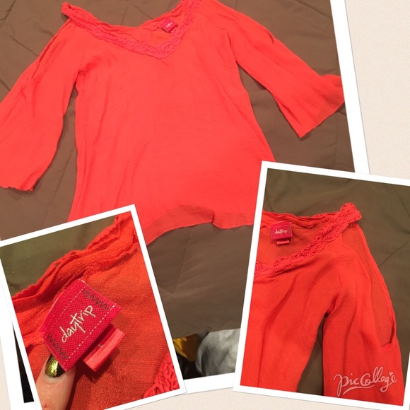 Daytrip cutout sleeve top