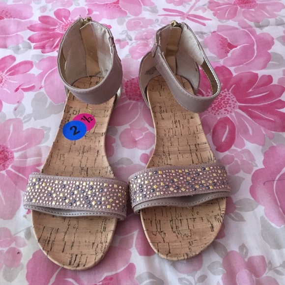 Cute brand new sparkly shoes