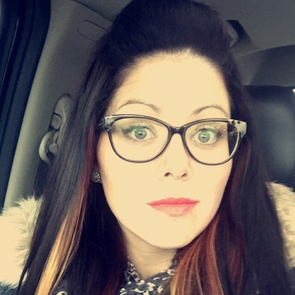 Meet your Posher, Andrea