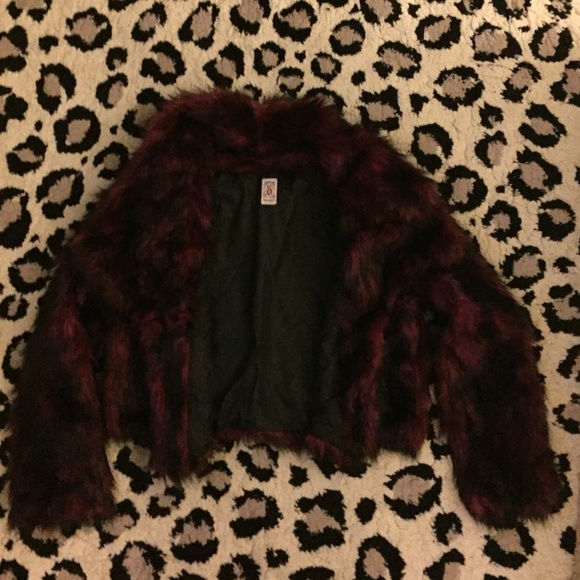 Degree Fuzzy Sweater - Picture 3 of 3