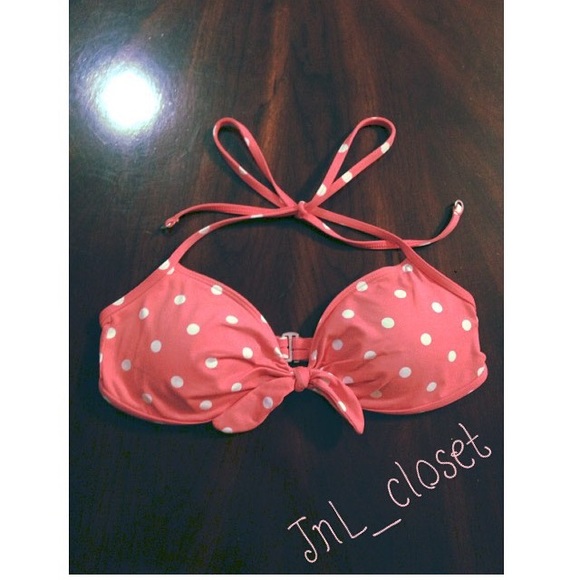 Gilly hicks swim top