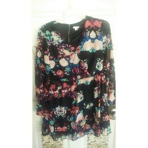Floral midsleeve dress