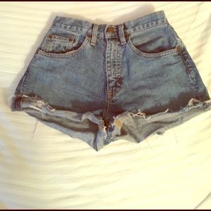 Vintage style high waist shorts