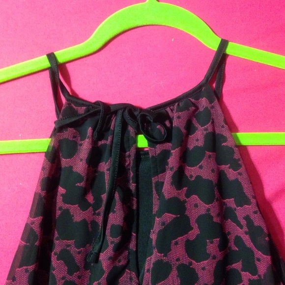 Top - Picture 2 of 2