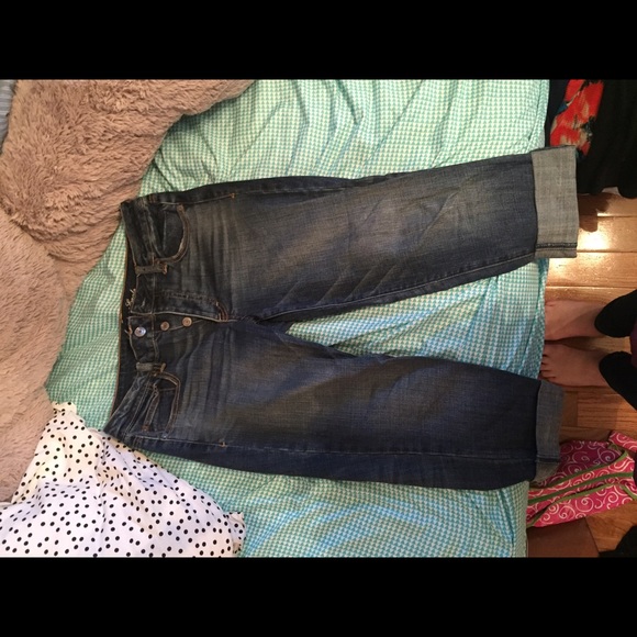 American Eagle Button Fly Capris