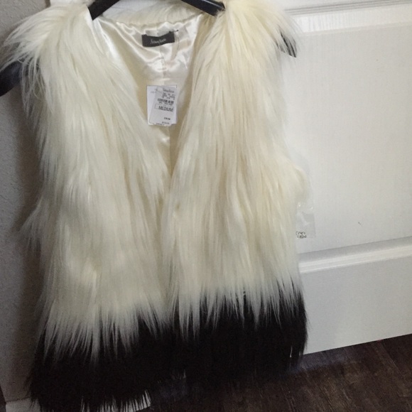 NWT black and white Neiman Marcus vest MEDIUM