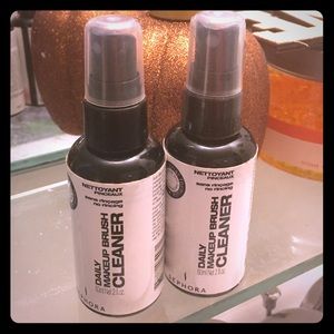 Sephora Makeup Brush cleaner