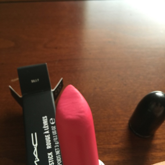 ❣❣SOLD ❣❣MAC FASHION SET COLLECTION - Picture 2 of 3