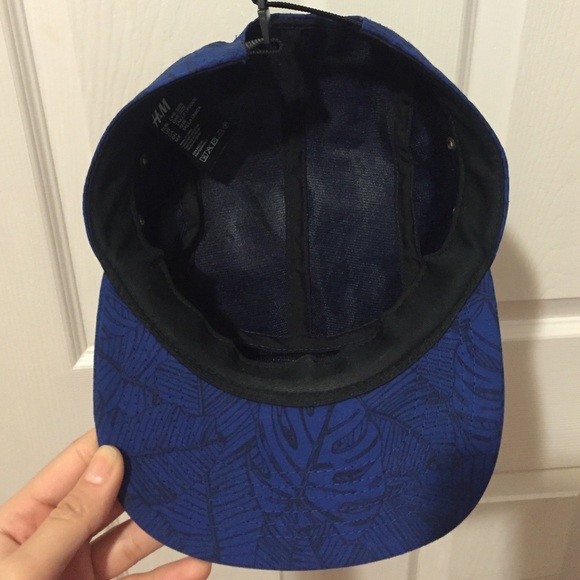 H&M hat - Picture 3 of 3