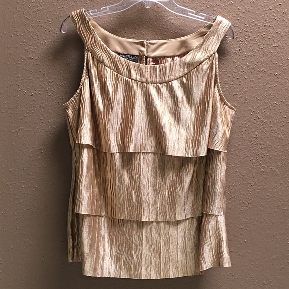 ✨HP✨ ⚡️REDUCED ⚡️- Layered Shiny Gold Tank - Picture 2 of 4