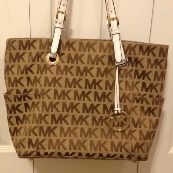 MK Purse