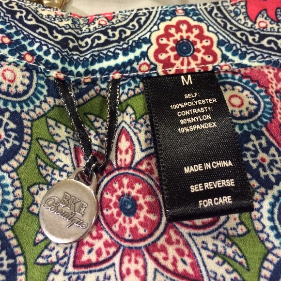 Blouse from Buckle (Bike) - Picture 2 of 3