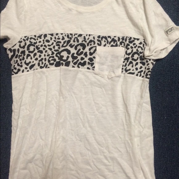 White PINK t-shirt