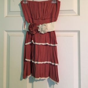 Sleeveless with lace trimmed layers top