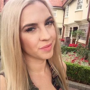 Meet your Posher, Renee