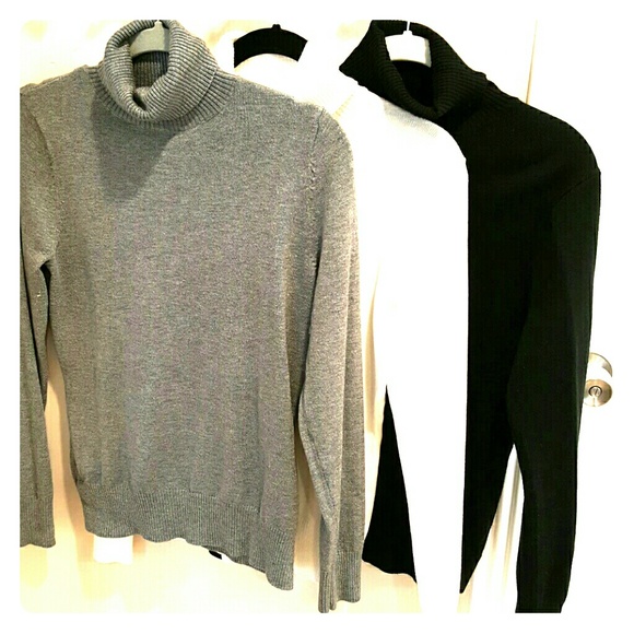 Set of 3 long sleve turtle neck