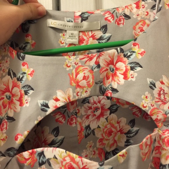 Lauren Conrad dress - Picture 2 of 2