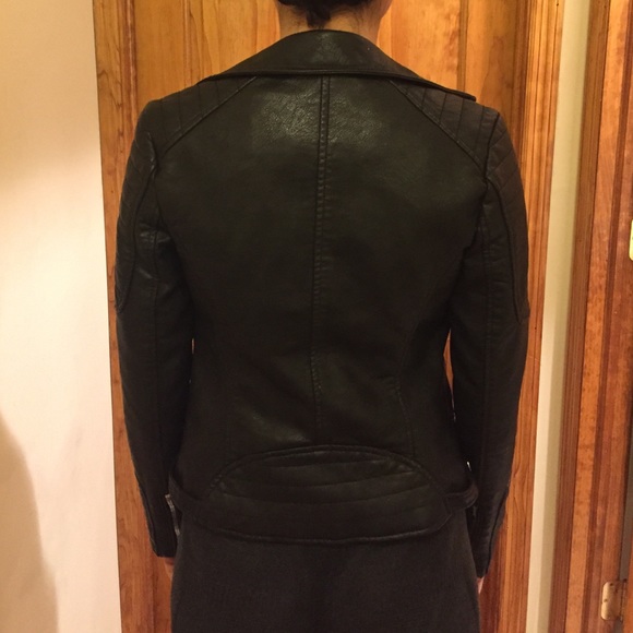 ๐SOLD๐ Zara Black Faux Leather Jacket XS - Picture 4 of 4
