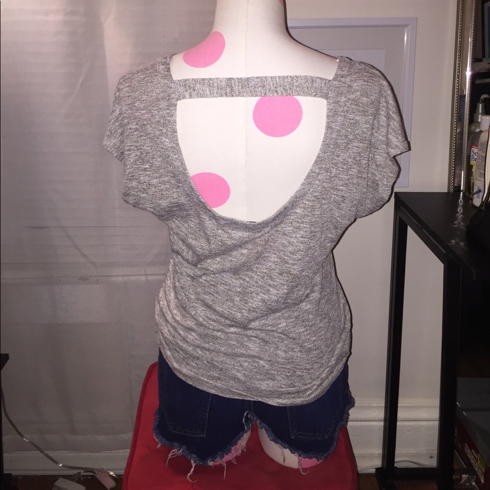 Open back tee - Picture 2 of 2