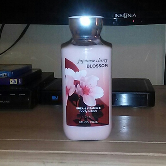 Japanese Cherry Blossom Body Lotion