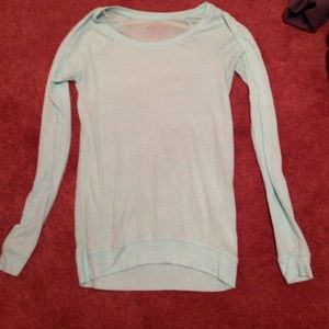 SO shirt so comfortable.