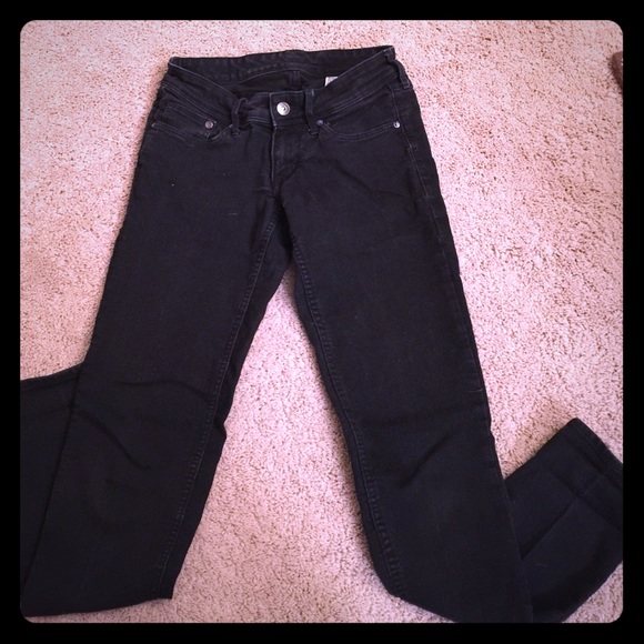 H&M super skinny super low waist black jeans!