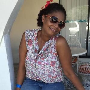 Meet your Posher, Ayanna