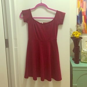 Maroon mini dress to impress