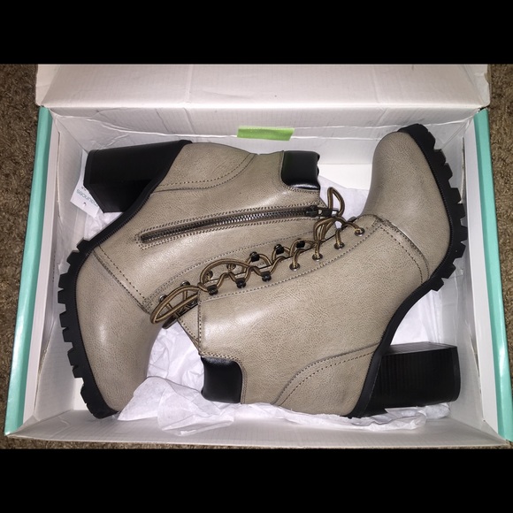Taupe boots
