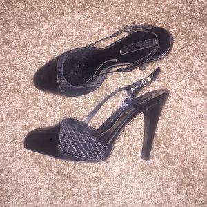 Black BCBG Pumps