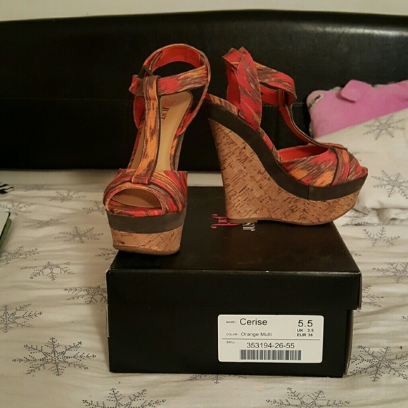 Just Fab Wedges - Picture 2 of 2