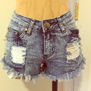 High Wasted Spikey Shorts