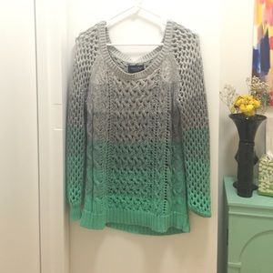 Grey/green ombré cable knit sweater
