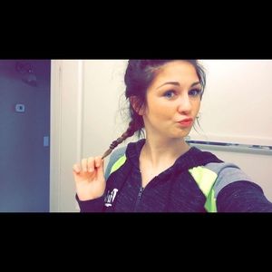 Meet your Posher, Grace