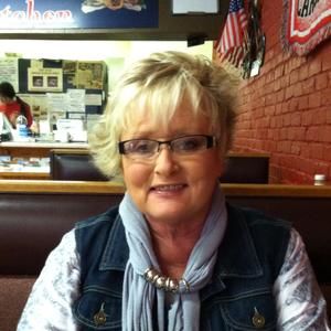 Meet your Posher, Rhonda