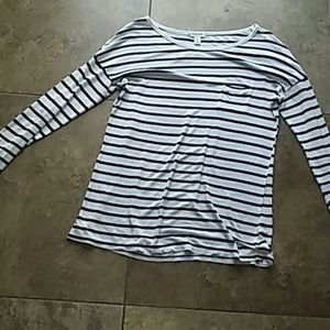 Old Navy stripped long sleeve t-shirt