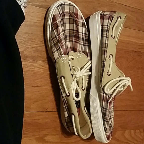 Shoes - Picture 3 of 3