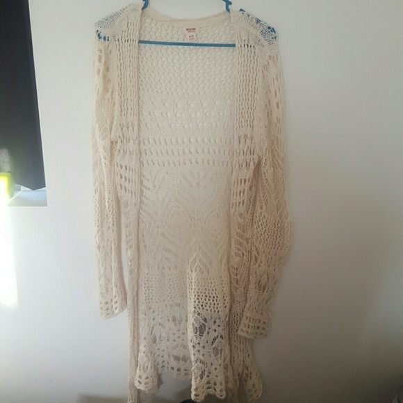 Knitted cardigain