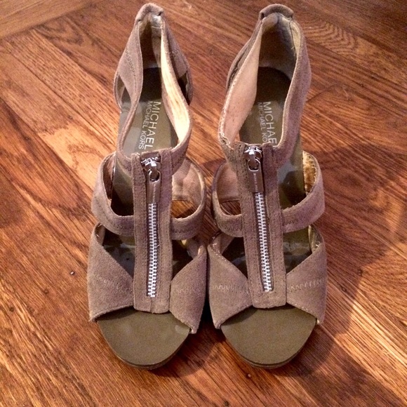 Michael Kors Pumps
