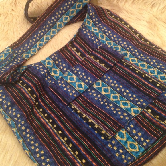 Tribal Print Crossbody Bag - Picture 2 of 4