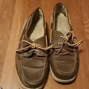 Women's Croft and Barrow boat shoes