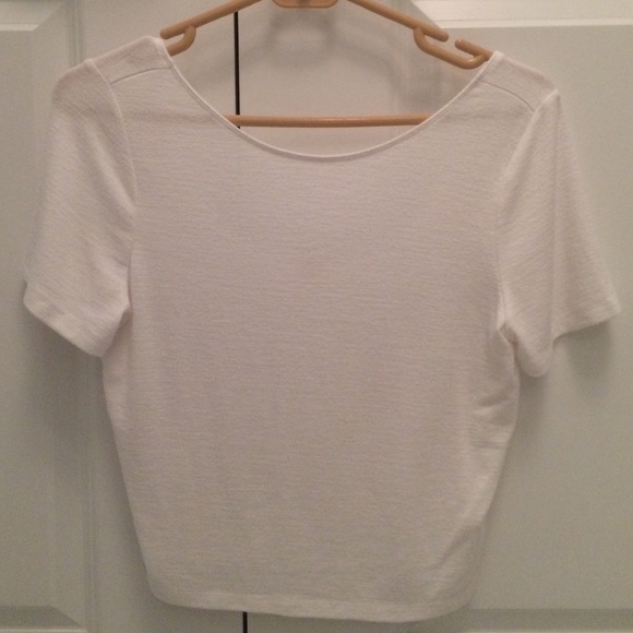 Aritzia soft crop top