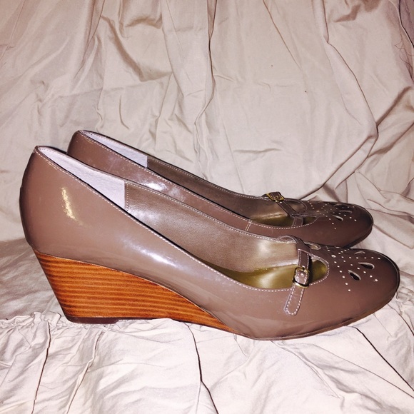 Steve Madden wedge leather Mary Janes