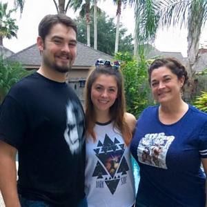 Meet your Posher, Lisa