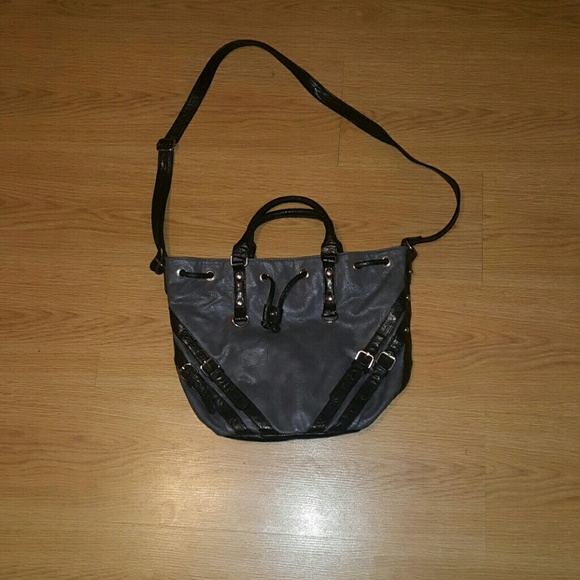 ❌SOLD ❌ Black & Gray Crossbody